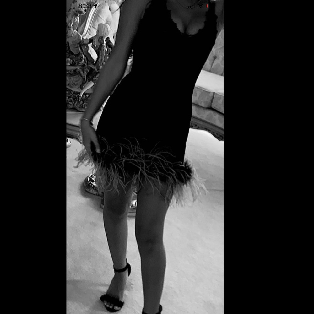 Kylie Jenner look alike dress